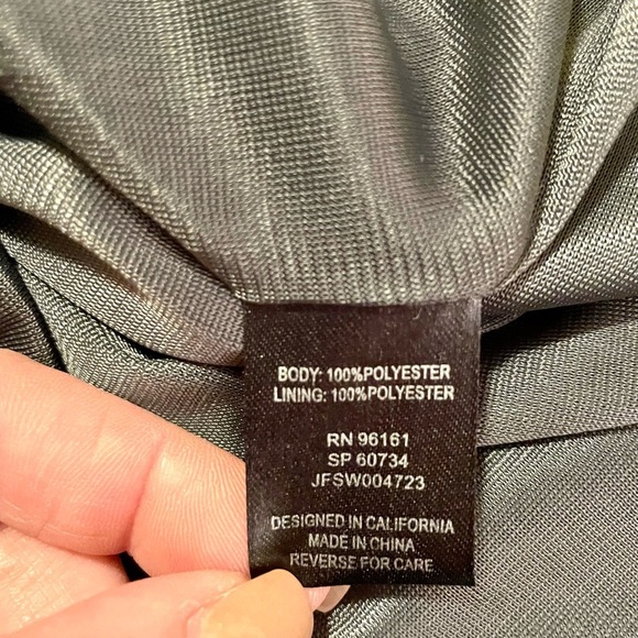 Bebop Sleeveless Grey Dress w/ Pockets - Picture 5 of 6